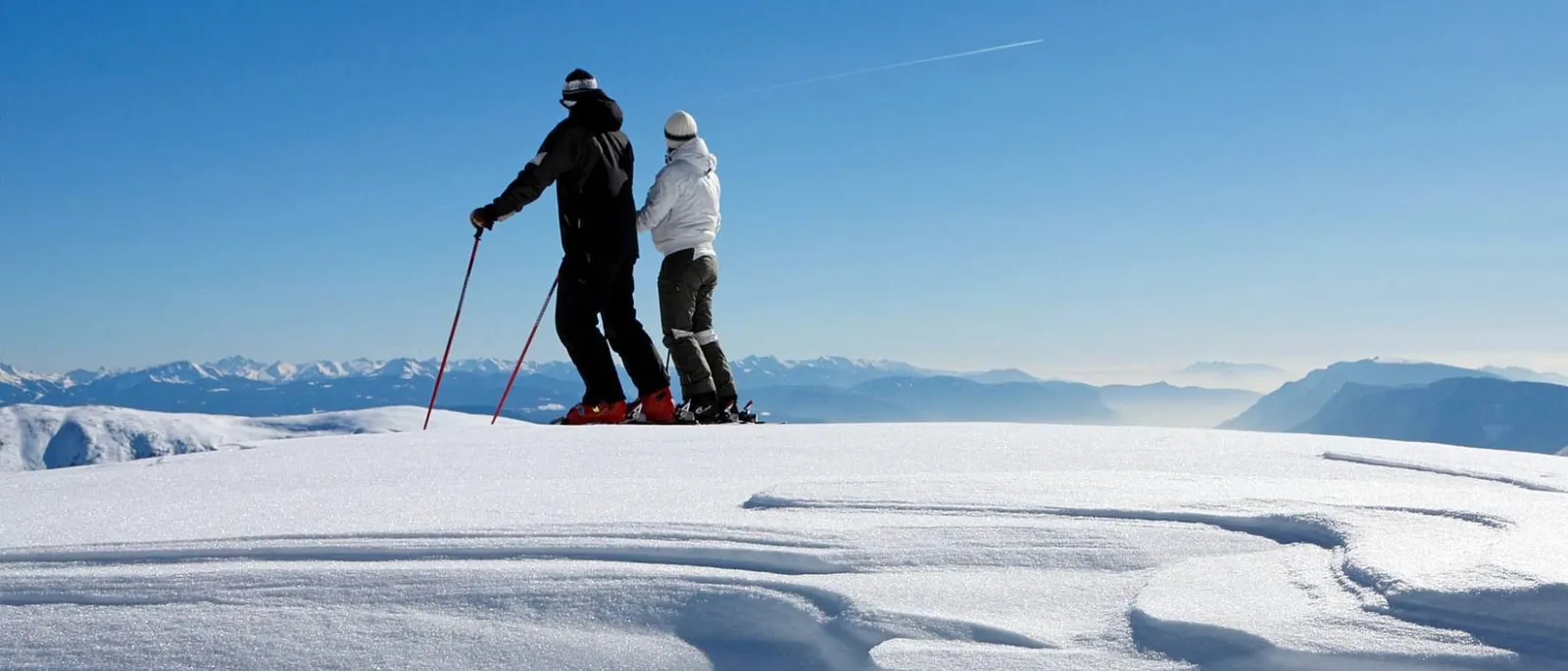 Skifahren mit Dolomitenpanorama